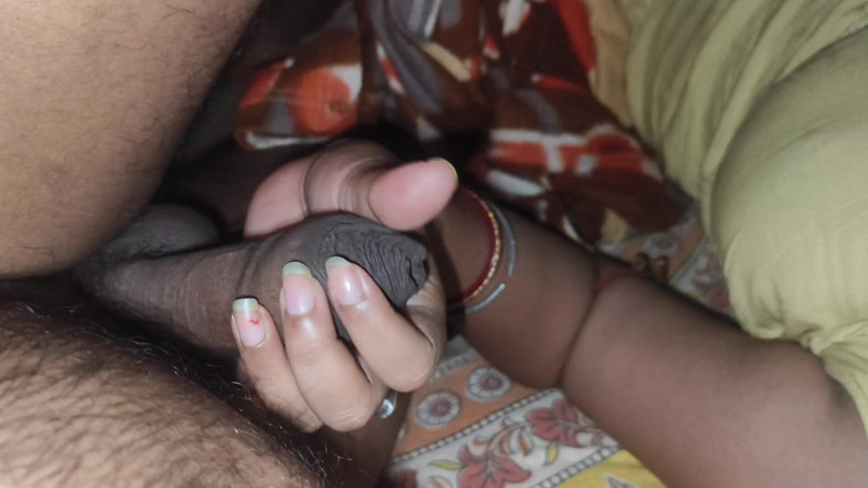 Angelmona: Desi freundin handjob zu hause