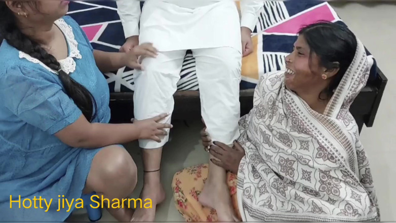Hotty Jiya Sharmaa: Vieja madrastra libera a su hijastra de su propiedad para...