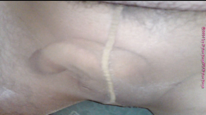 Carmen_Nylonjunge: 你脚上的饥渴** 高清怀旧**