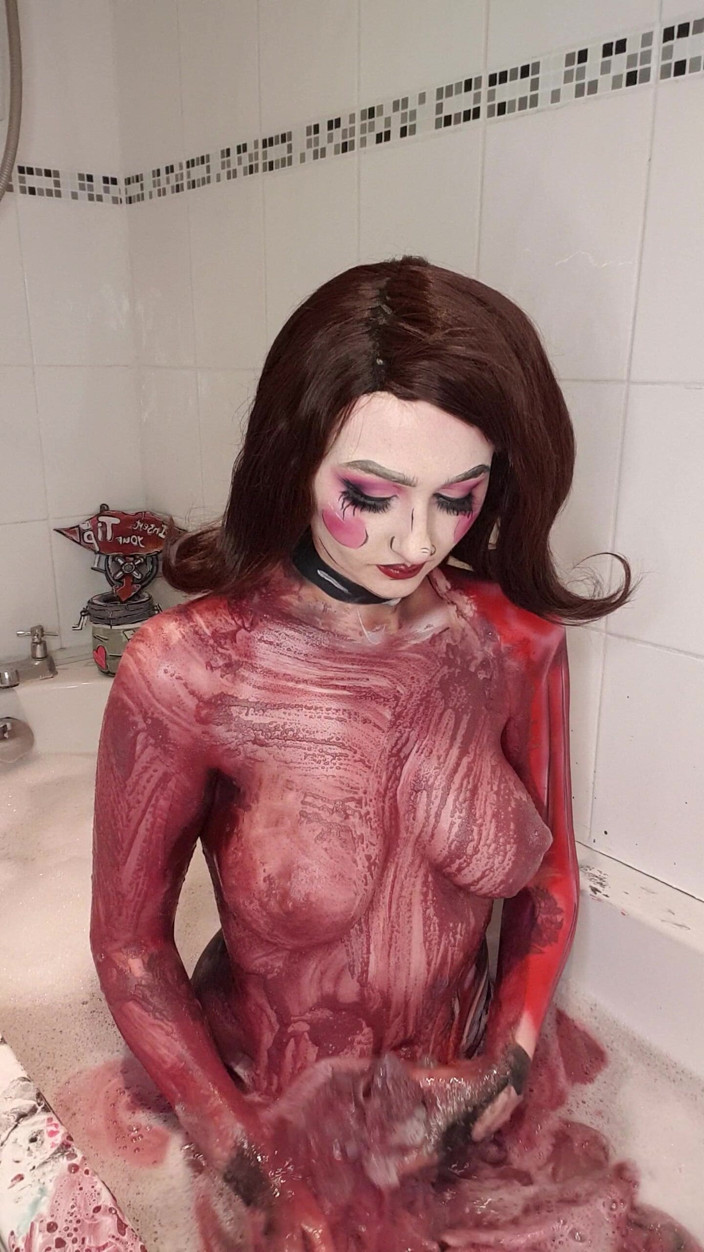 Em Yang: Mad moxxi rimozione di vernice per il corpo disordinato in...