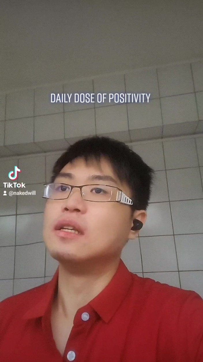 Nakedwill: Dose giornaliera di positività