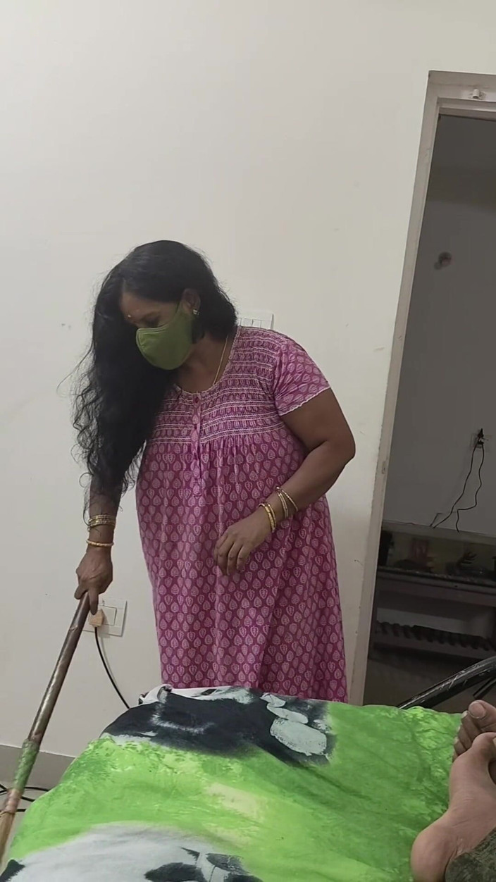 Thesana: Ibu mertua ditimpa dan dikongkek
