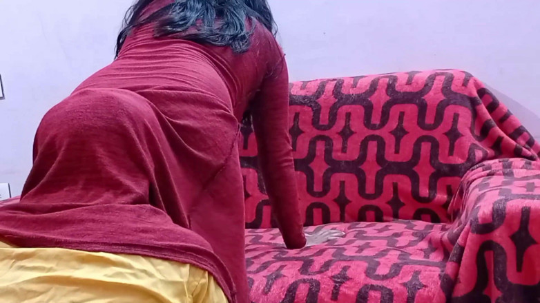 Queenrima: Desi indická nepálská Rima Bhabhi XXX sex se svým přítelem...