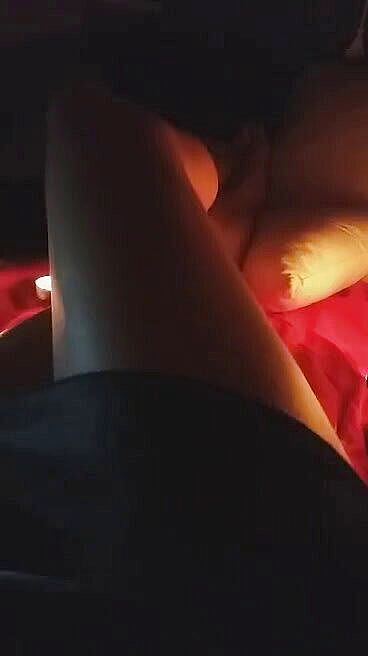 Clodilenia: セクシーな長い脚