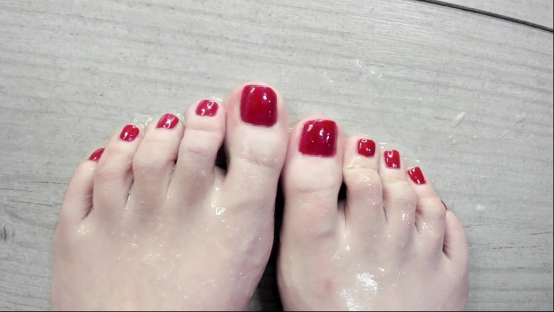 Feet lady: Leker med Spit