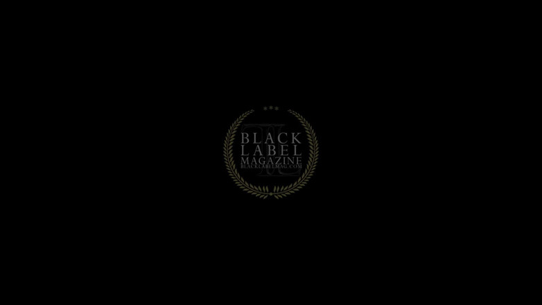 Black Label Magazine: Blond skönhet Ashley Lane blir naken