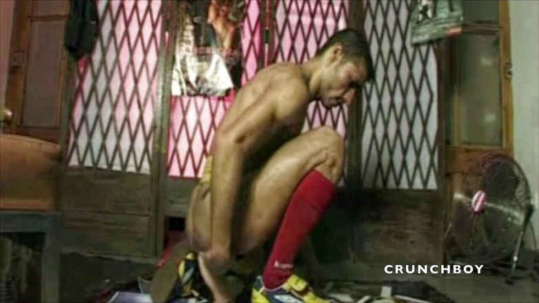 FETISH BDSM STUDIO: Estremo scopato dal dildo xxl e dal suo amico in...