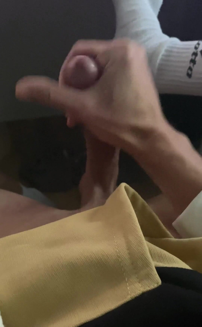 ThreeYoungBoys: Bạn muốn chơi với tôi? 4