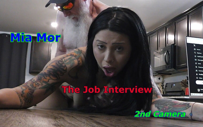 Average Joe Says Lets Fuck: Mia Mor - 求职面试第三部相机