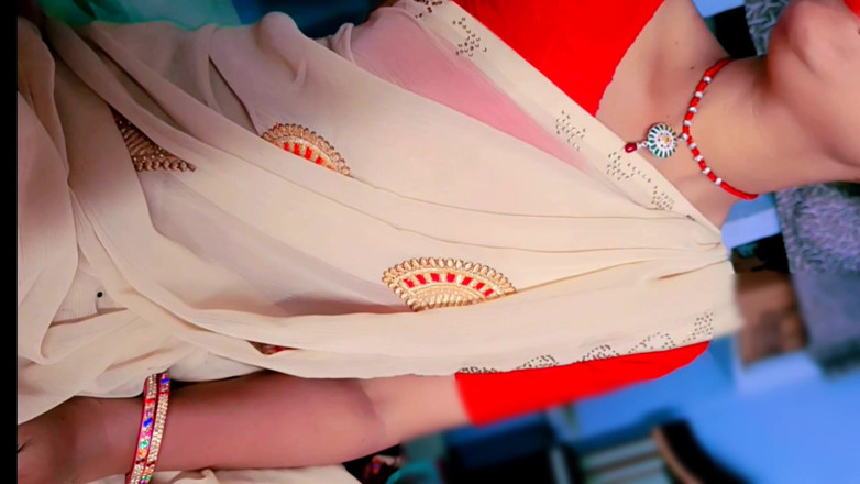 Rakul008: Makcik India panas blowjob dan pancutan mani melancap dengan bibir...