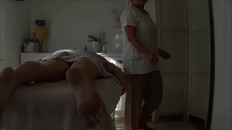 Cuckoby: Salón de masajes asiático privado de servicio completo