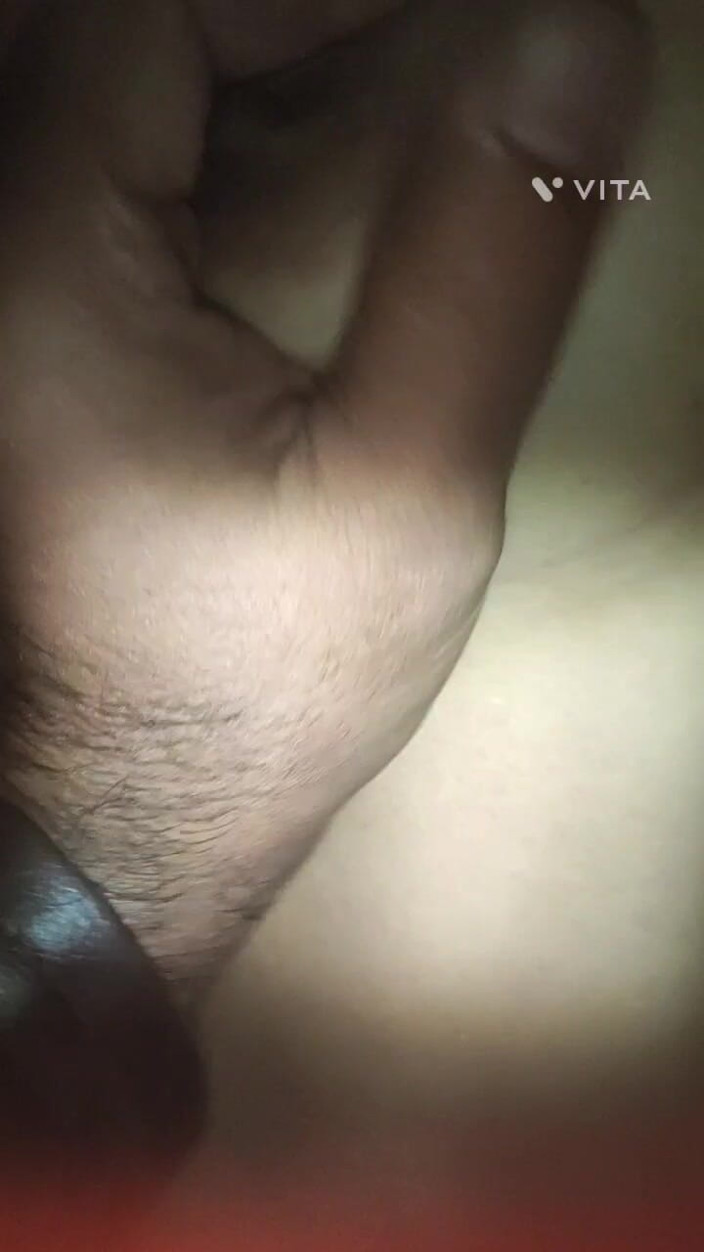 Momib45: Ein fanboy fingert meine muschi