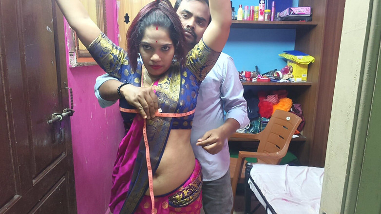 Sona bhabhi: 火辣印度妻子与裁缝大师发生性关系 XXX 视频新
