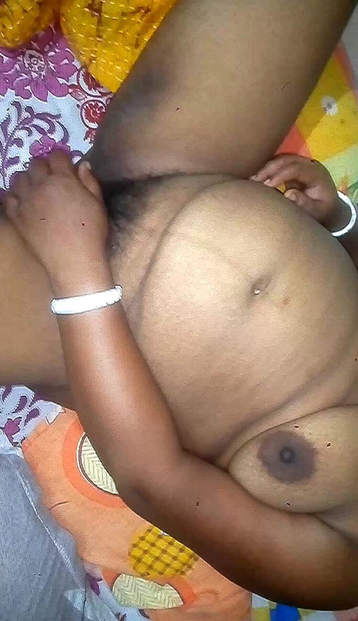 Indian aunty sex: 침대에서 섹스하는 길프 아줌마 2025 새로운 비디오