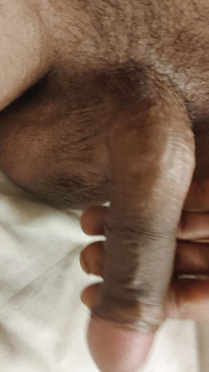 BlondeTroubleshootor: Xuất tinh bôi dầu handjob