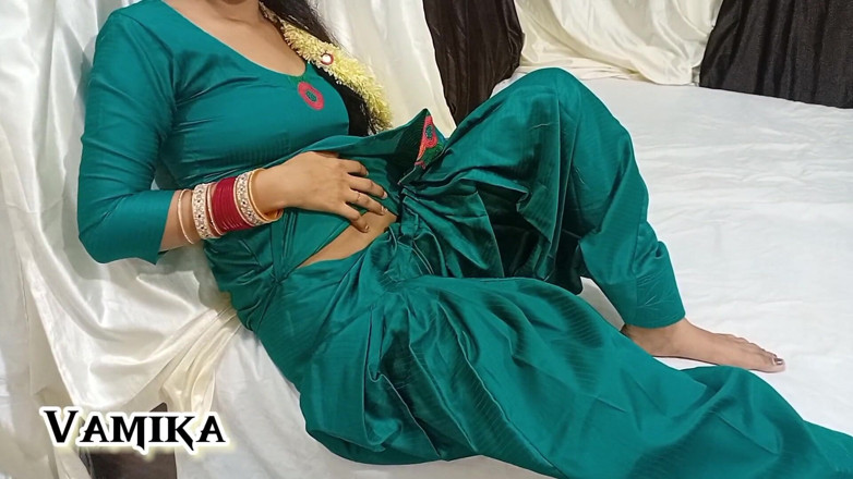 Vamika: Tamil Bhabhi Likes Fucking in Doggy Style