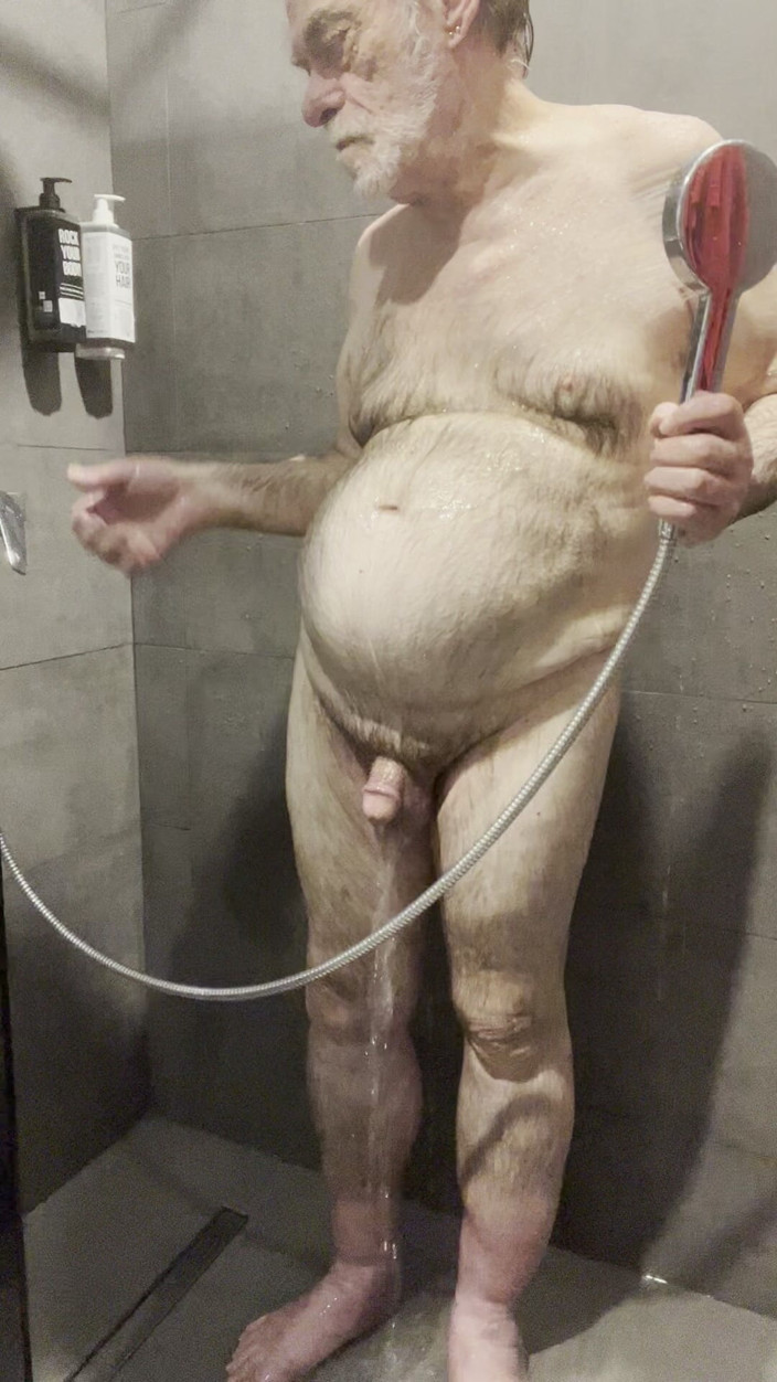 Coach Karl dude lodge: 2026 Valentines Shower Time 5