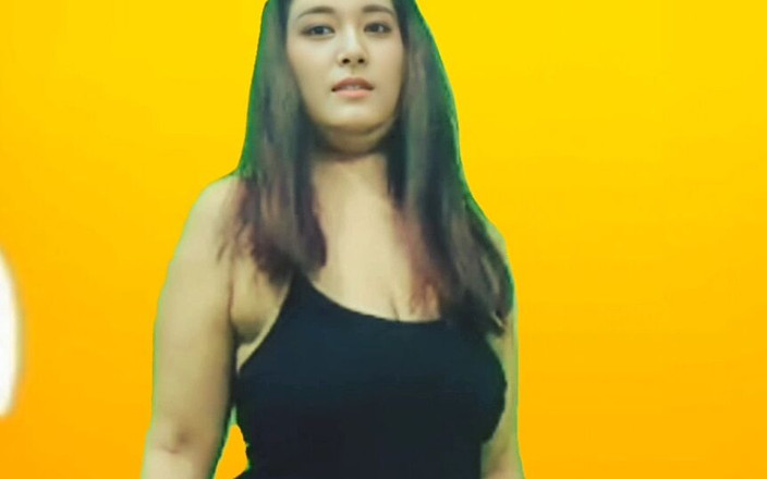 TestyFoundation: Seksi üvey anne tam burada