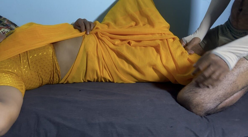 Mary V: Bhabhi panas blowjob dan kongkek