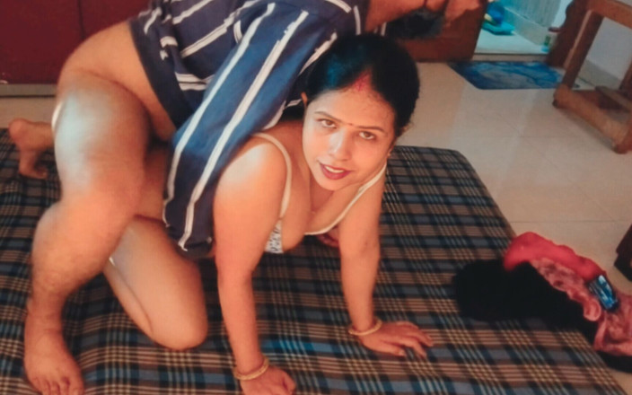 Hot Sis: インド系のホットな妻が夫の親友にセックスされるヒンディー語セックス