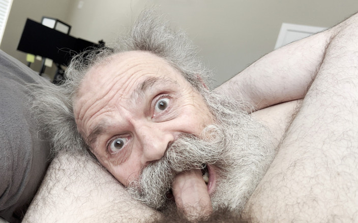 FuzzyBeardBoy: Einstein si tukang ngisap kontol