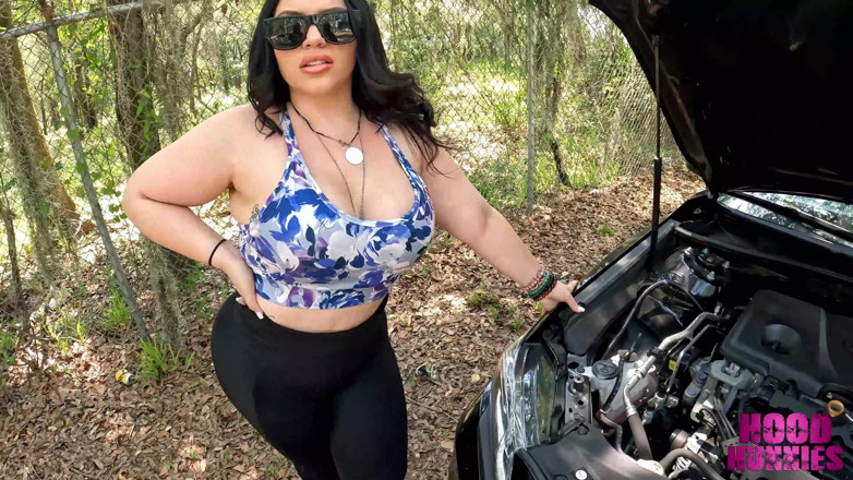 Hood Hunnies: マンディ・メイはちょっとした車のトラブルを抱えている