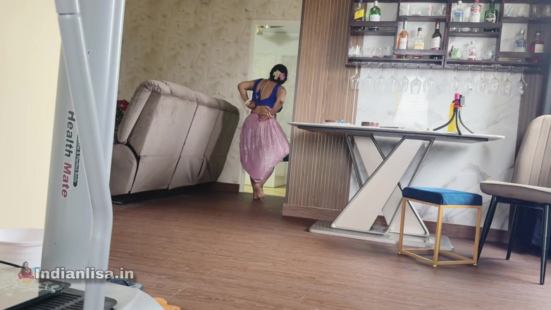 IndianMyra07: Stepmom with Plumber