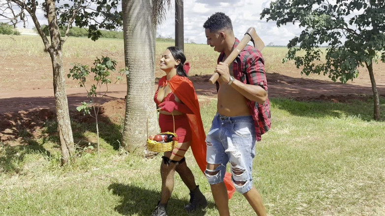 Vivy Marques: Zlobivá Karkulka se setká s Dřevorubcem Požírkem a pustí ji...