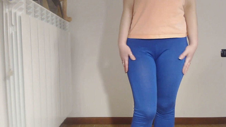 RavenBigAss: Kencing di celana dalam