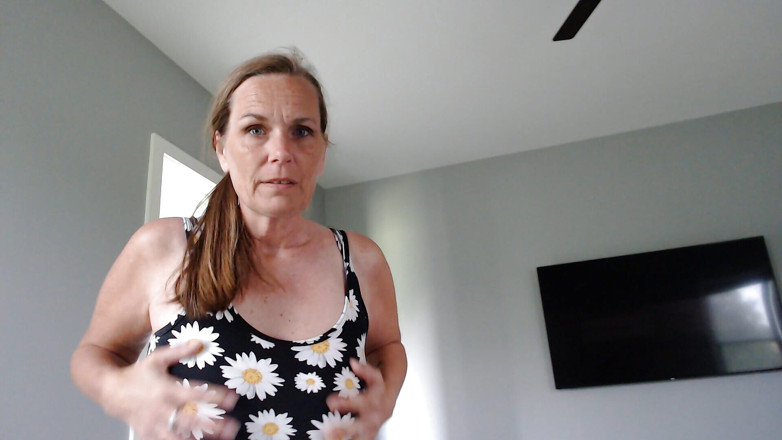 KimitheMilfMommy: ハメ撮り熟女36DDの忍び込み