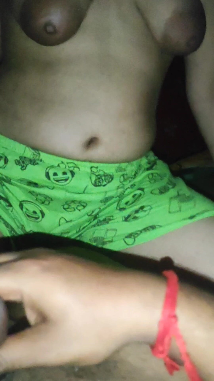 Surbappa1245: Esposa bengalí engañando con marido y follando con novio - parte 1