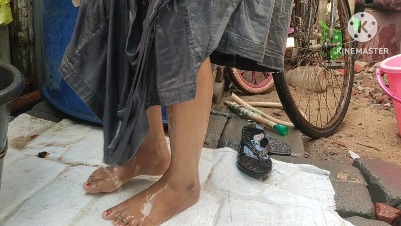 Anita yadav: Dukhan Bhabhi Ka Dusch