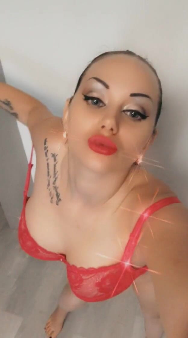 Goddess Misha Goldy: 내 완벽한 젖가슴