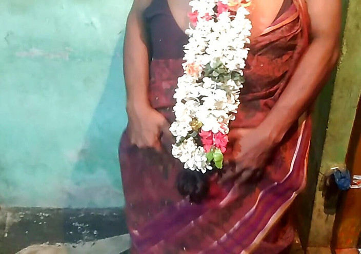 Priyanka314: Desi Tamil ciocia gładka pieska