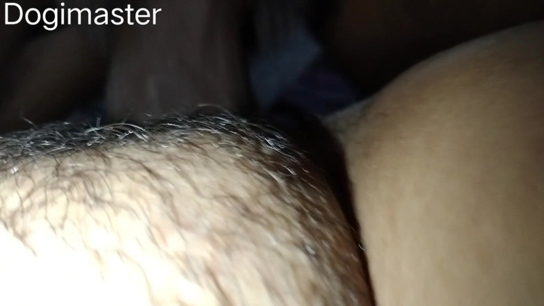 Dogimaster: 집에서 섹스하는 러시아 소녀 핑크색 보지
