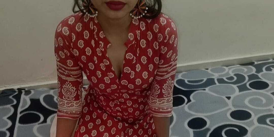 Saarabhabhi6: Indiancă desi bhabhi de la sat s-a futut în cur pentru...