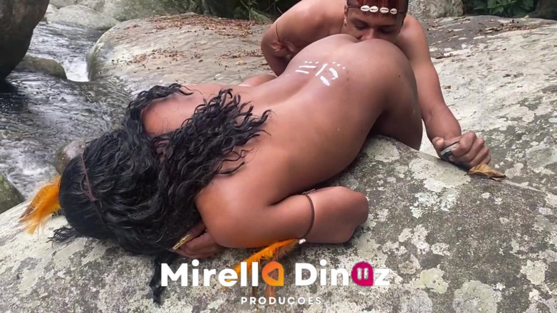 Mirella Diniz: 숲에서의 만남