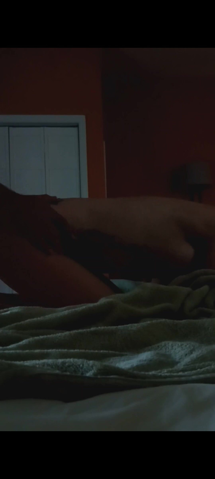 Pussy hound: Nevlastní sestra má velký sexy zadek ošukaný tvrdě zezadu