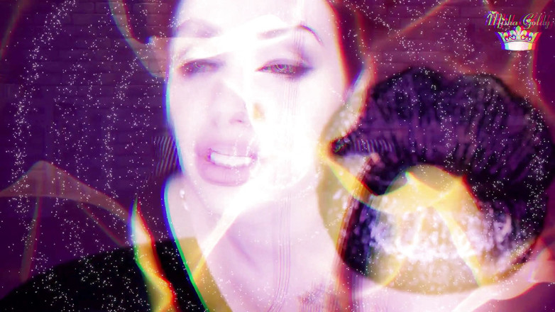 Goddess Misha Goldy: Snifと私のために精液を汲み出す