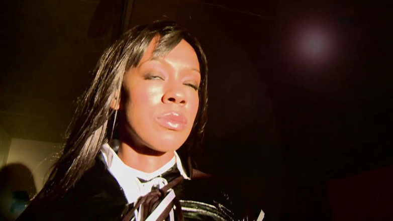 BDSM Deutschland: La dea arrapata appare e spompina troppo veloce