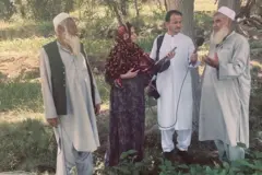 مصاحبه خبرنگاران بیبیسی با دو دهقان در لغمان