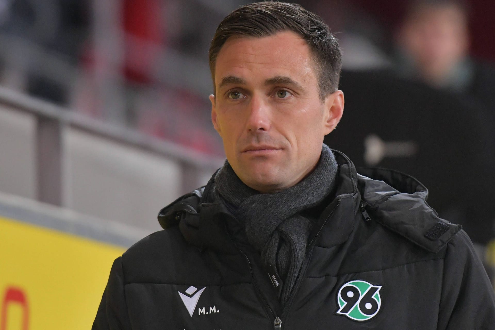 96-Sportdirektor Marcus Mann (Archivbild): Der 40-Jährige steht im Streit um den Geschäftsführerposten zwischen den Fronten. 96-Sportdirektor Marcus Mann (Archivbild): Der 40-Jährige steht im Streit um den Geschäftsführerposten zwischen den Fronten.