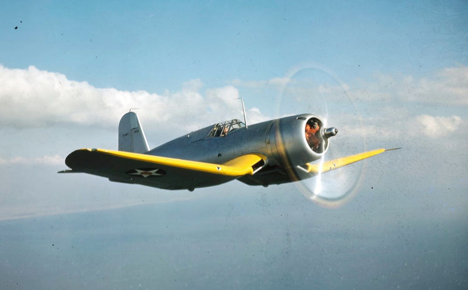 F4U_01