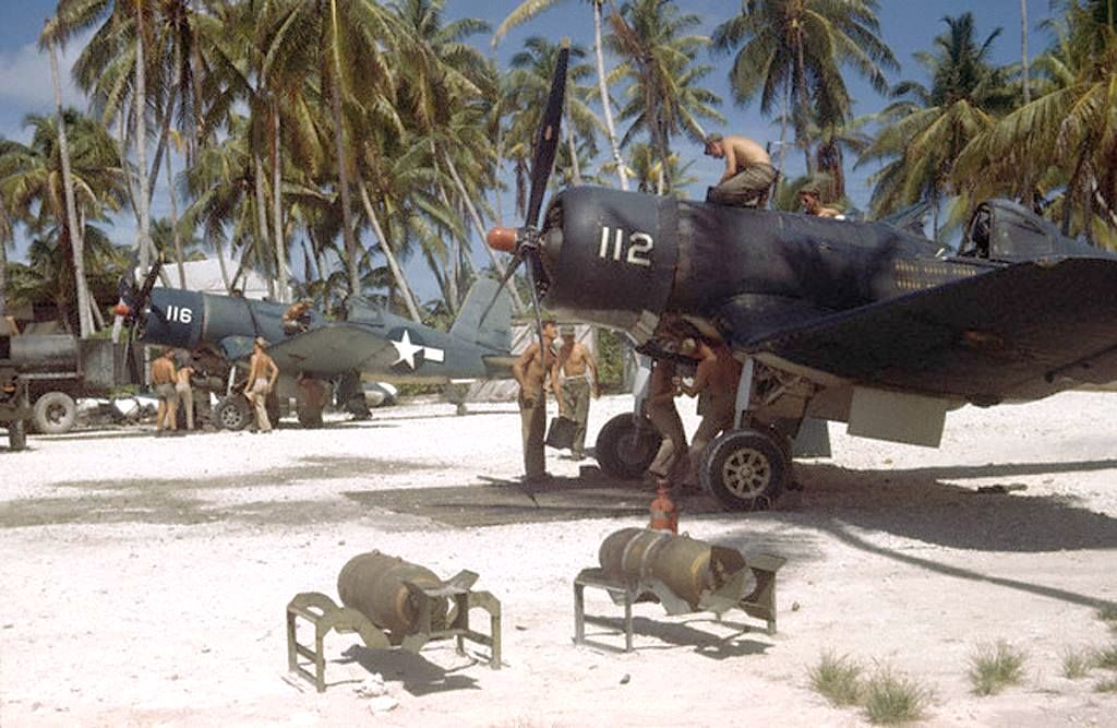 F4U_08