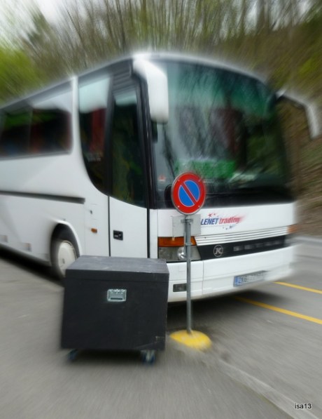 FRI-SON, bus