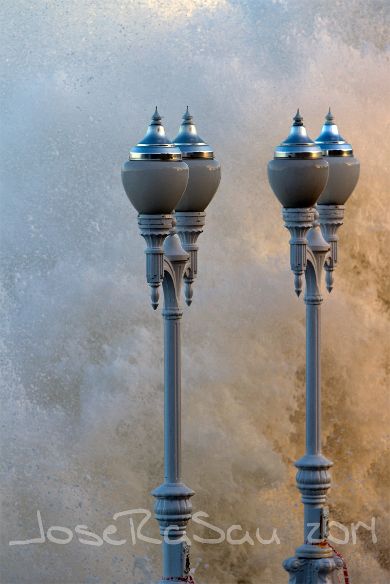 Fotografía Realizada En La Playa De San Lorenzo, Junto A La Iglesia De San Pedro - Gijón.