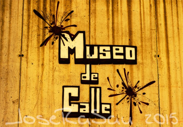 Fotografía De Graffiti Realizada En La Avenida Roces - Gijón.