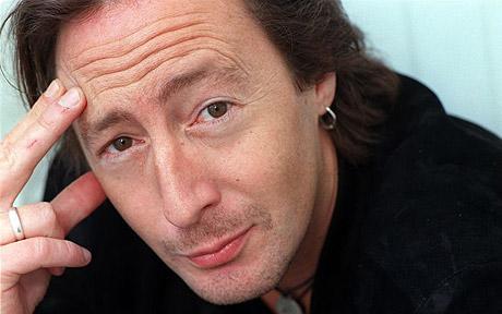 julian-lennon-460_1418667c