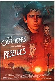 Diane Lane, Matt Dillon, Rob Lowe, C. Thomas Howell, and Leif Garrett in Rebeldes (1983)