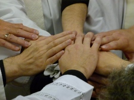 2011OrdinationHandsOrdain450